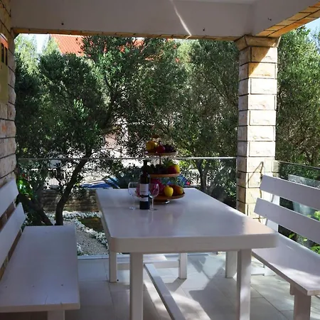 Golden Apple Villa