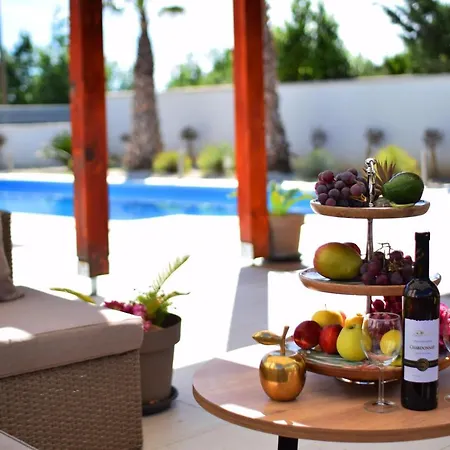 Villa Golden Apple Seline