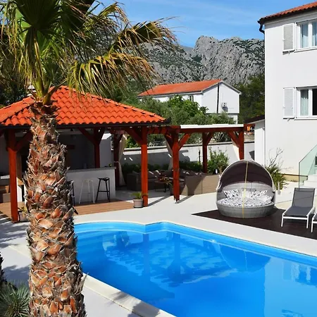 Villa Golden Apple *