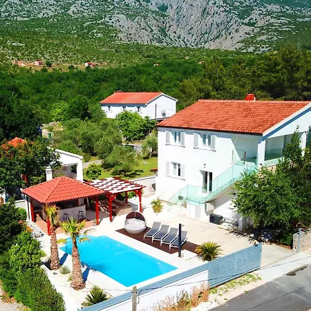 Vila Golden Apple Seline