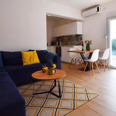 Вилла Golden Apple